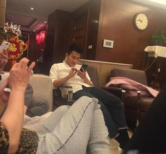 客厅.png
